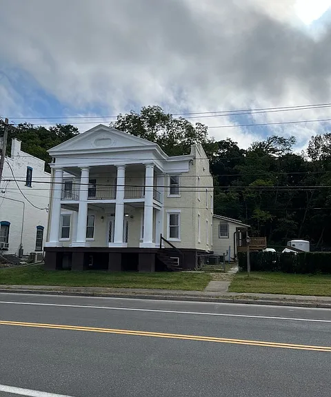 40 N Main St #6 — Photo 16