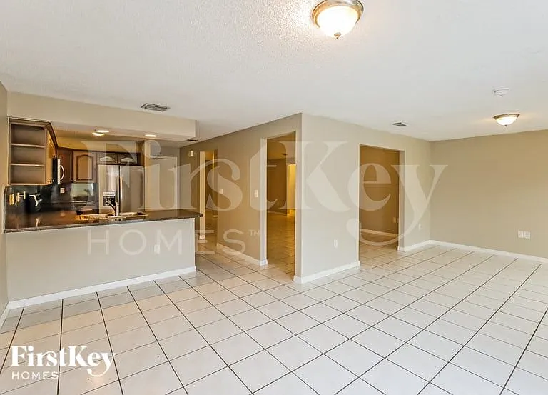 18023 SW 139th Pl — Photo 7