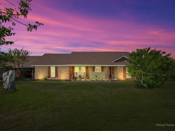 5037 Lake Felton Pkwy, Mart, TX 76664