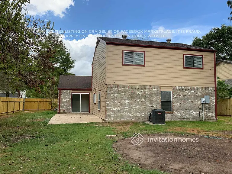 428 Gleneagles Dr — Photo 17