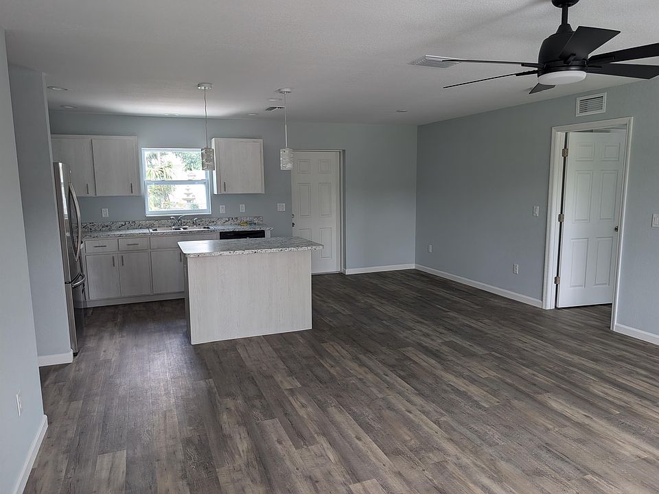 1st image of 5310 Riverway Dr