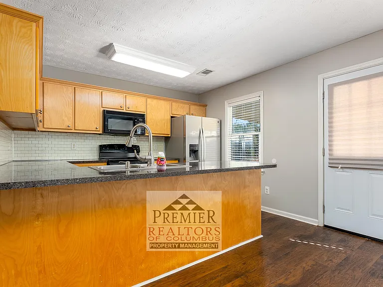 567 Mill Pond Dr — Photo 16