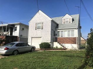 15935 95th St, Howard Beach, NY 11414