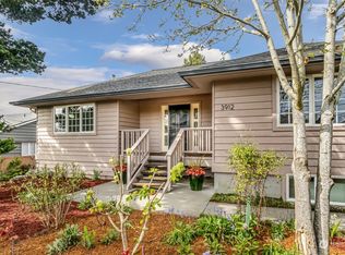 3912 SW 100th St, Seattle, WA 98146