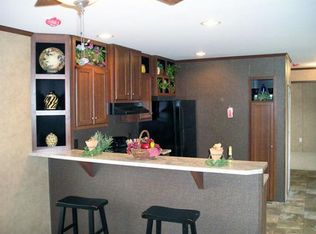 18 Woodlawn Dr, Allenstown, NH 03275