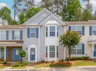 960 Prestwyck Ct, Alpharetta, GA 30004