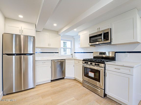 5th image of 54 Main St #1