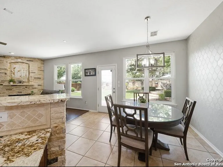 10415 Shire Country — Photo 15