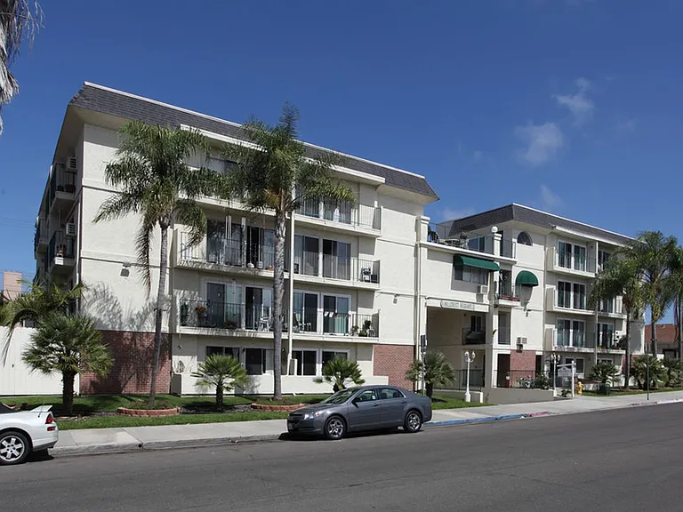 Aeg 55+ Senior Property in the Heart of HIllcrest — Photo 1