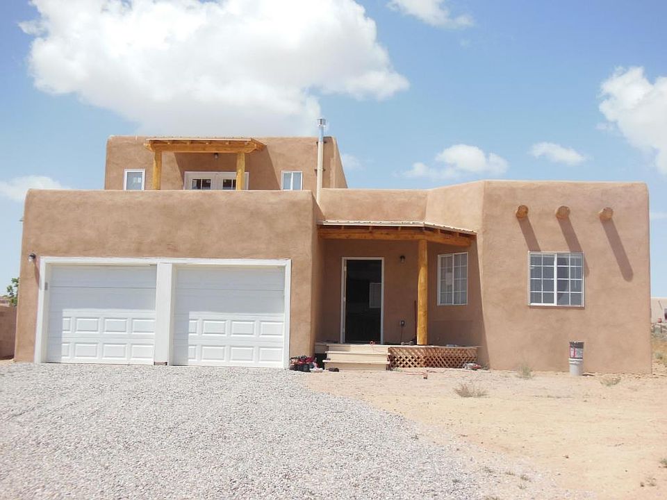 Beautiful pueblo style