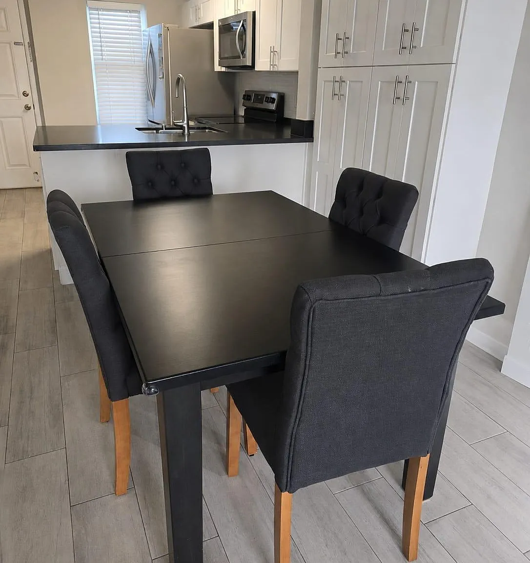 2 bed, 2.0 bath, 770 sqft, $2,100 — Photo 2