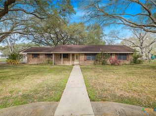 406 Blyth Rd, Victoria, TX 77904
