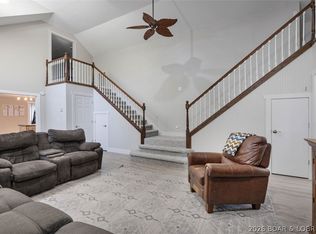 406 S Godfrey Ave, Eldon, MO 65026