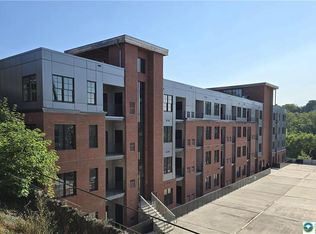 41 Larry Holmes Dr #226, Easton, PA 18042