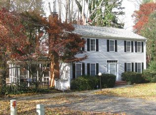 209 Surrey Rd, Charlottesville, VA 22901