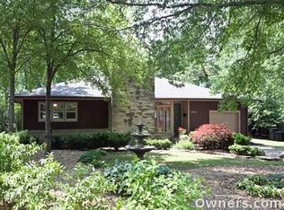 2013 Boudreau Dr, Urbana, IL