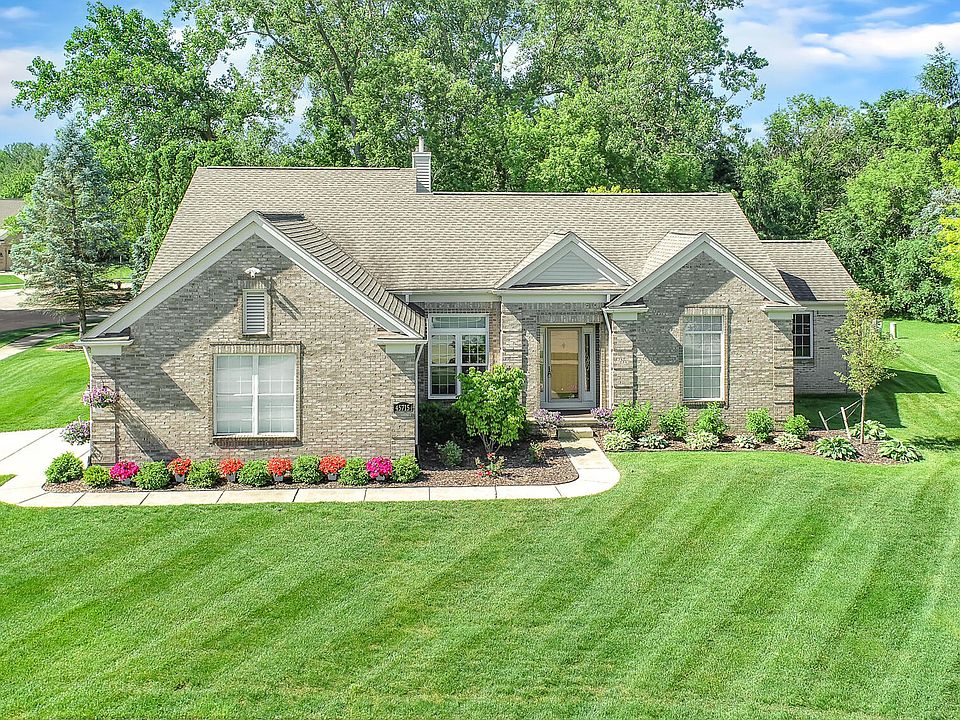 1st image of 45715 Morningside Dr
