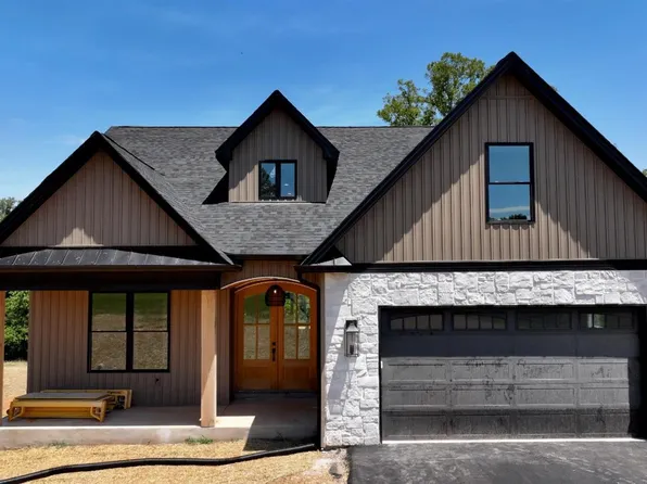 213 Big Maple Dr, Forest, VA 24551