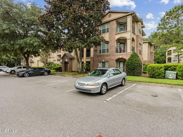 7800 POINT MEADOWS Drive #1527, Jacksonville, FL 32256