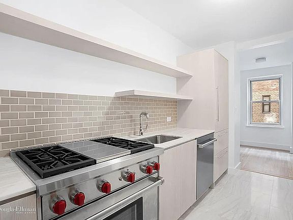 3rd image of 414 E 52nd St APT 6E