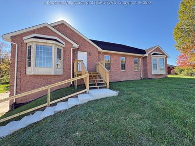 5113 Dover Dr, Cross Lanes, WV, 25313