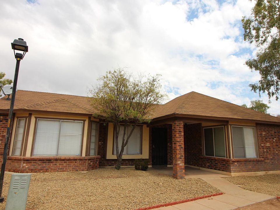2nd image of 8520 W Palm Ln Unit 1041