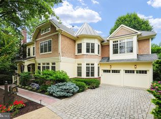 2923 24th Rd N, Arlington, VA 22207