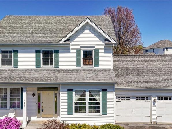 311 Brennan Woods Drive, Williston, VT 05495