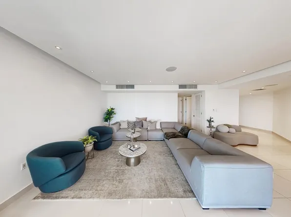 543 6690th, Vega Alta, PR 00692