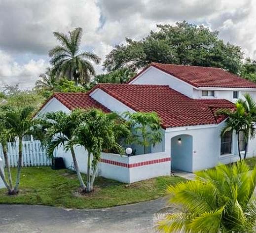 1st image of 2200 San Remo Cir