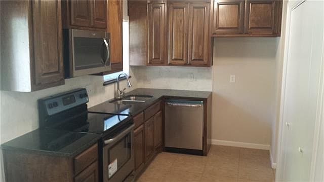2nd image of 5533 Wheaton Dr