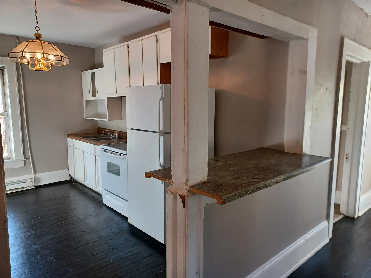 3 bed, 1223 sqft, $1,250 — Photo 4
