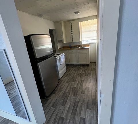 4th image of 612 N Jackson St #A