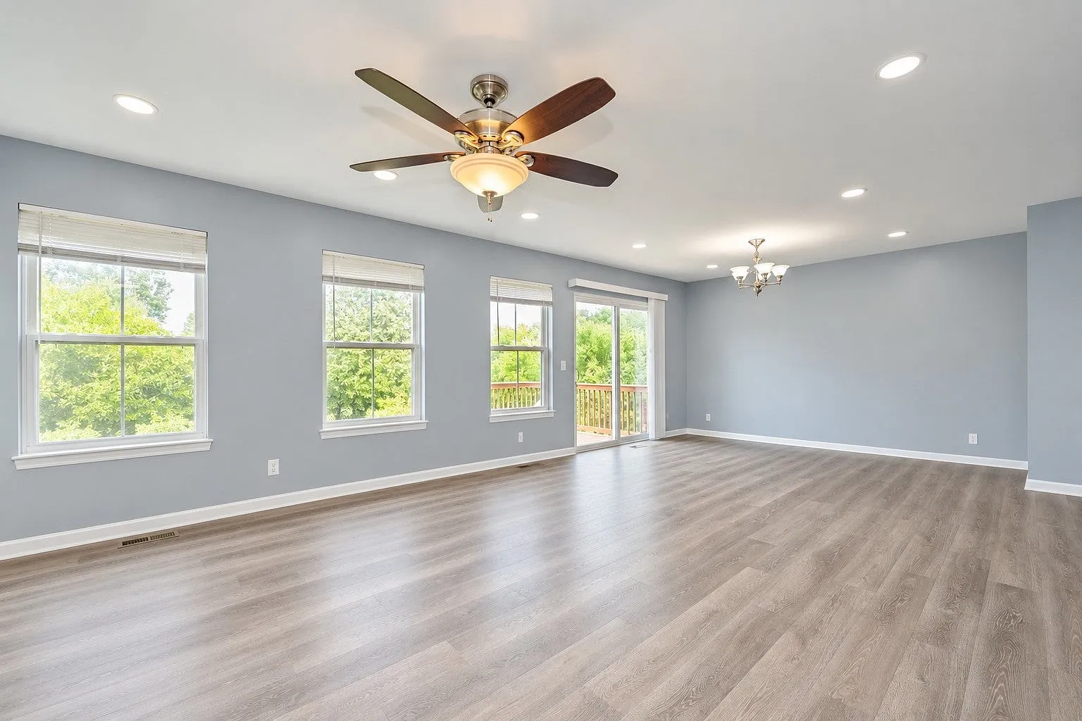 4 bed, 2.5 bath, 2964 sqft, $2,900 — Photo 4