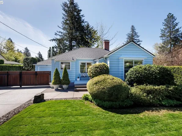 4970 SW 31st Dr, Portland, OR 97239