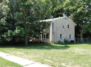 932 12th St, West Des Moines, IA 50265