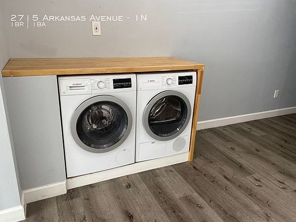 4th image of 2715 Arkansas Ave #1N