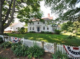 2 Sackett Rd, Lee, NH 03861