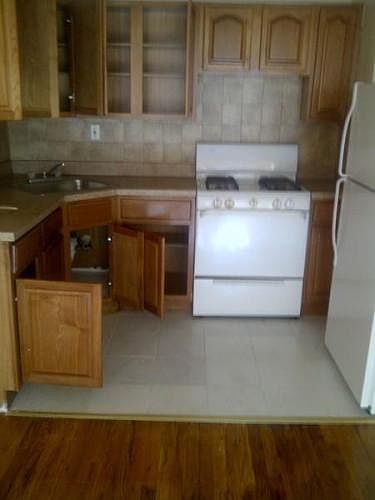 2nd image of 2807 Cortelyou Rd