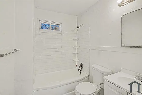 7412 Bellefontaine Ave — Photo 6