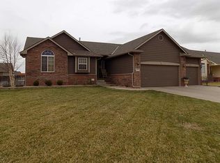 10914 W Bristlecone St, Wichita, KS 67205
