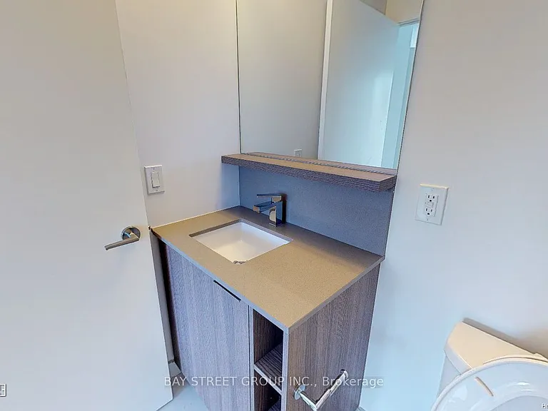 85 Wood St #2603 — Photo 7