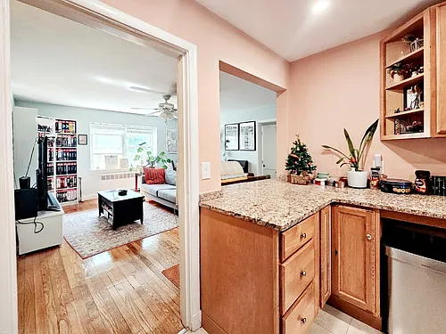 5 Alton Ct #6 Photo 1