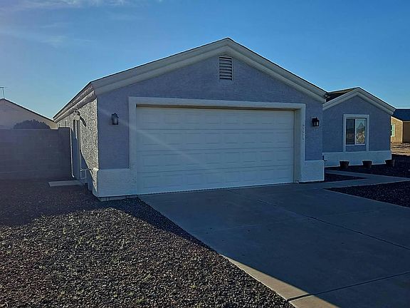 3rd image of 9321 W Hillcrest Pl