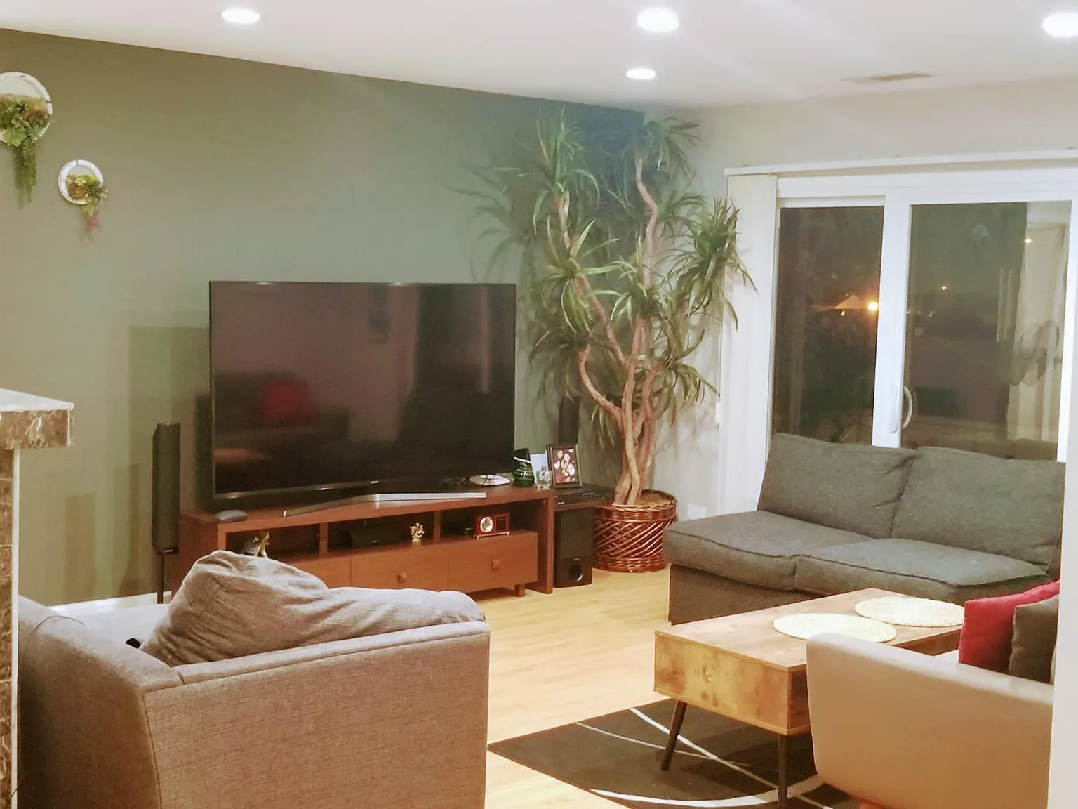 735 Plum Tree Ct — Photo 4