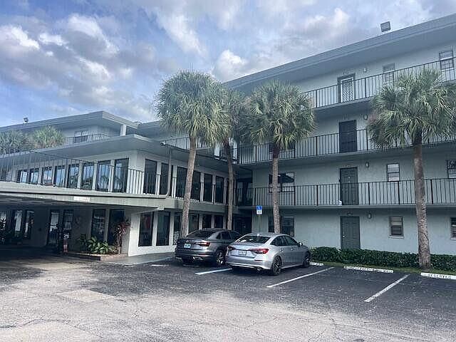 1st image of 9440 SW 8th St APT 417