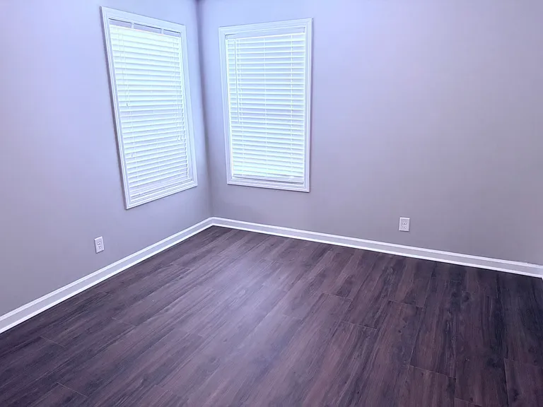 406 Celebration St — Photo 11