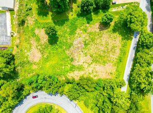Althea St, Marion, VA 24354