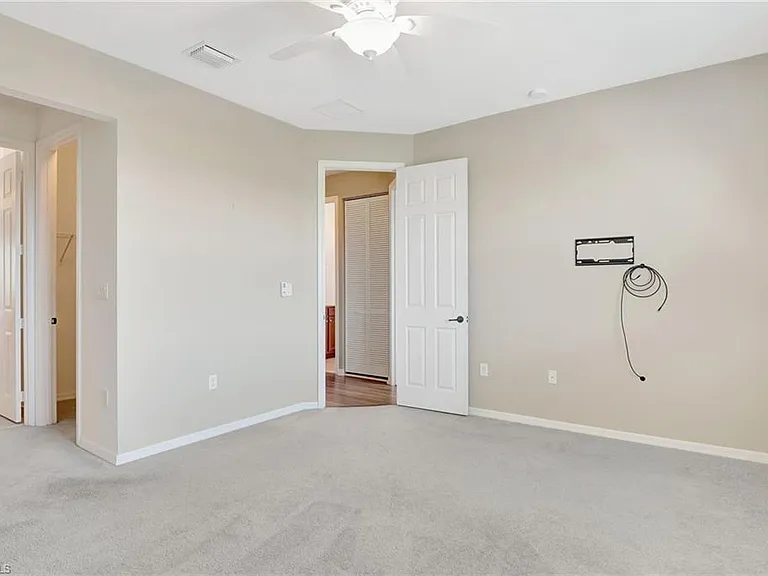 5374 Ferris Ave — Photo 24