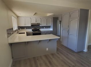 6819 Lurelane Ave, Hesperia, CA 92345